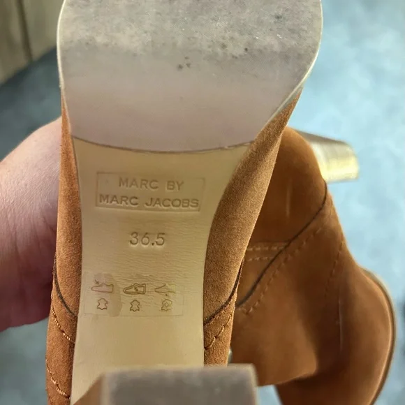 Marc by Marc Jacobs Knee High Suede Boots Pull On Women size 36.5 US 6.5 - Picture 4 of 4